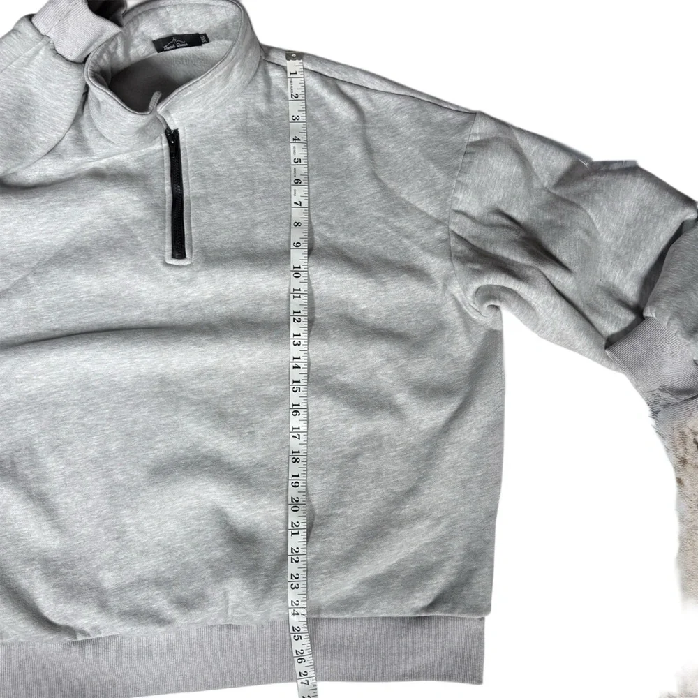 Trendy Queen Classic Neutral Basic Cotton Men's Stylish Gray Zip-Up Sweatshirt